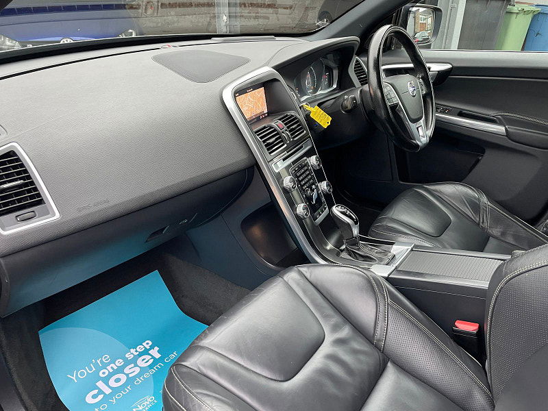 Volvo XC60 2.4 D5 R-Design Lux Nav SUV 5dr Diesel Auto AWD Euro 6 (s/s) (220 ps) 5dr Automatic 2026