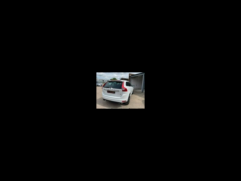 Volvo XC60 2.4 D5 R-Design Lux Nav SUV 5dr Diesel Auto AWD Euro 6 (s/s) (220 ps) Only 1 Former Keeper, 7 Services 5dr Automatic 2026