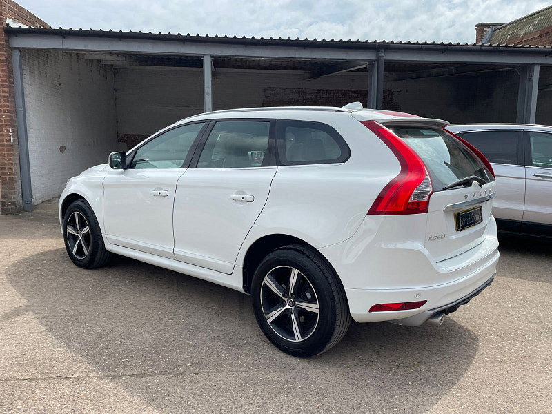 Volvo XC60 2.4 D5 R-Design Lux Nav SUV 5dr Diesel Auto AWD Euro 6 (s/s) (220 ps) Only 1 Former Keeper, 7 Services 5dr Automatic 2026