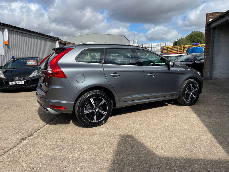 Volvo XC60 2.4 D5 R-Design Nav SUV 5dr Diesel Auto AWD Euro 6 (s/s) (220 ps) 1 Former Keeper, 6 Services 5dr Automatic 2024