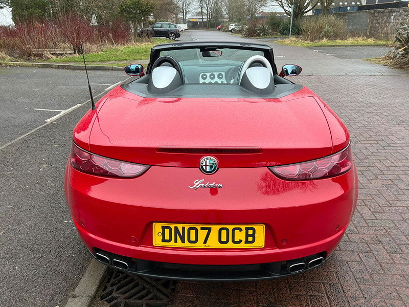 Alfa Romeo Spider 2.2 JTS 2dr 2dr Manual 2025