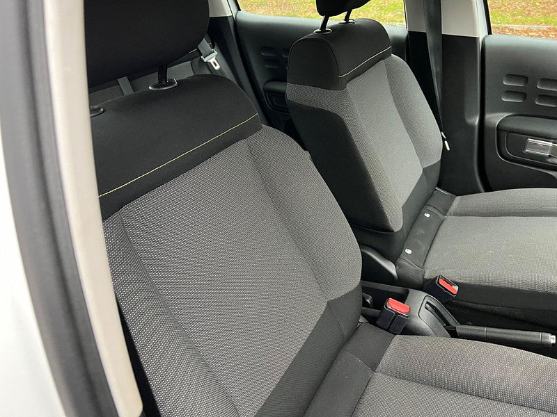 Citroen C3 1.2 PureTech Feel Euro 6 5dr 5dr Manual 2025
