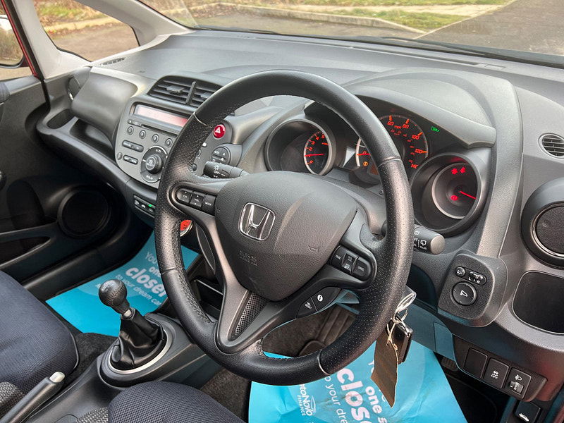 Honda Jazz 1.4 i-VTEC ES Plus Euro 5 5dr 5dr Manual 2025