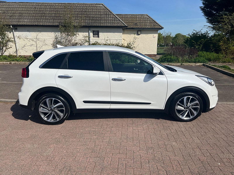 Kia Niro 1.6h GDi 3 DCT Euro 6 (s/s) 5dr 5dr Automatic 2025