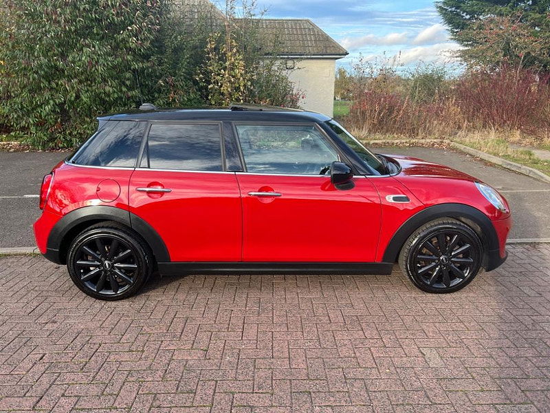 MINI Hatch 1.5 Cooper Steptronic Euro 6 (s/s) 5dr 5dr Automatic 2024