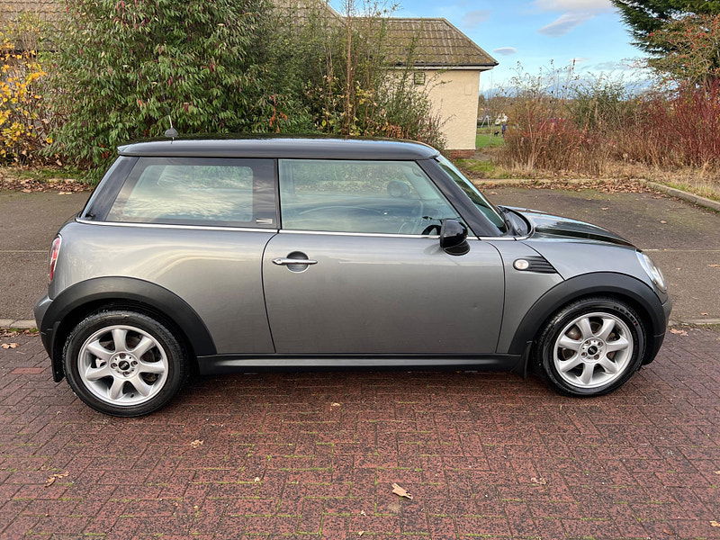 MINI Hatch 1.6 Cooper D Graphite Euro 4 3dr 3dr Manual 2024