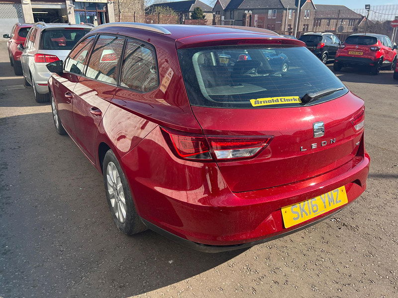 Seat Leon 1.6 TDI CR SE Sport Tourer Euro 5 (s/s) 5dr 5dr Manual 2025