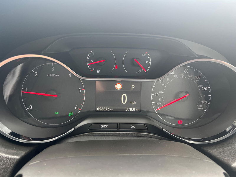 Vauxhall Grandland X 1.6 Turbo D BlueInjection Sport Nav Auto Euro 6 (s/s) 5dr 5dr Automatic 2025