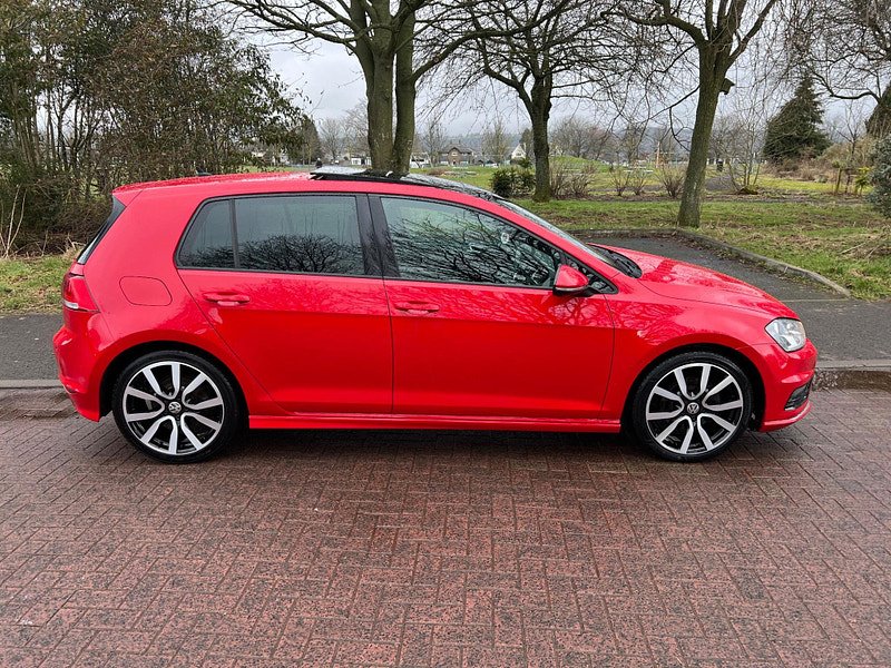 Volkswagen Golf 2.0 TDI BlueMotion Tech R-Line Edition Euro 6 (s/s) 5dr 5dr Manual 2024