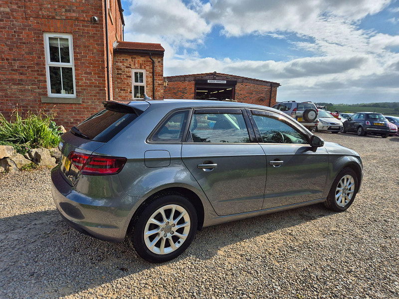 Audi A3 1.2 TFSI SE Sportback Euro 6 (s/s) 5dr 5dr Manual 2025