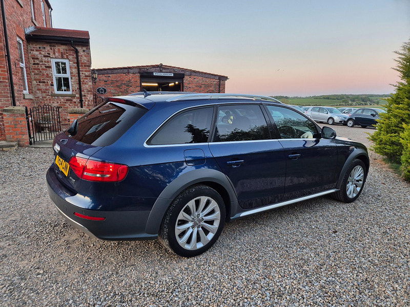 Audi A4 allroad 2.0 TDI S Tronic quattro Euro 5 (s/s) 5dr 5dr Automatic 2025