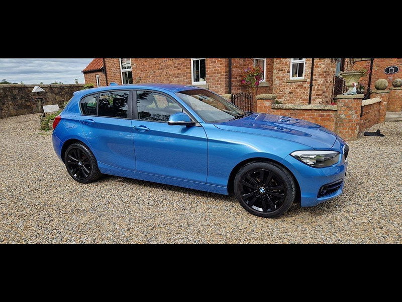 BMW 1 Series 1.5 116D SPORT 5d 114 BHP 5dr Manual 2025