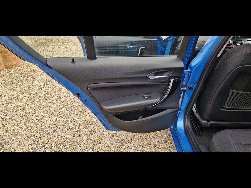 BMW 1 Series 1.5 116D SPORT 5d 114 BHP 5dr Manual 2025