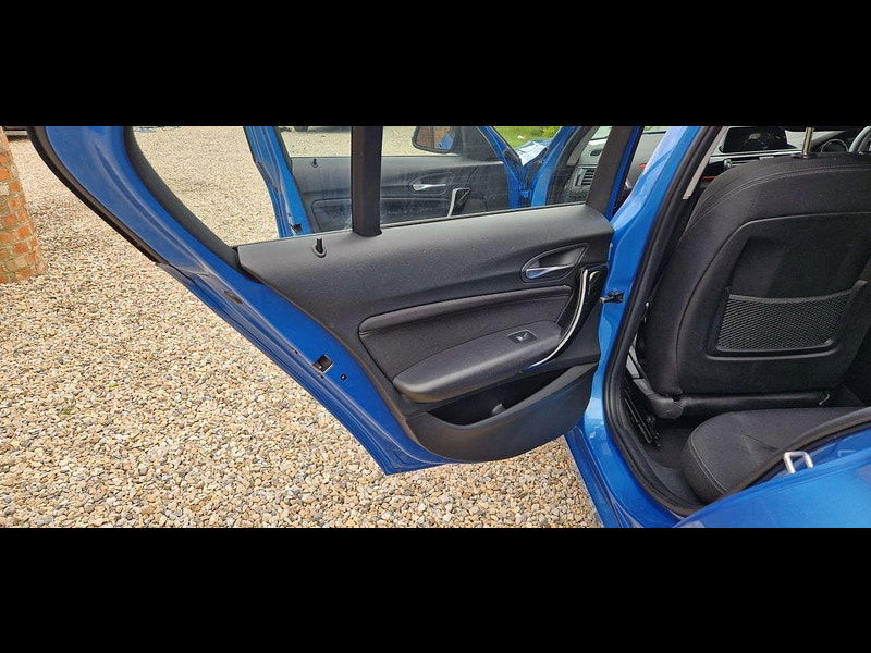 BMW 1 Series 1.5 116D SPORT 5d 114 BHP 5dr Manual 2025