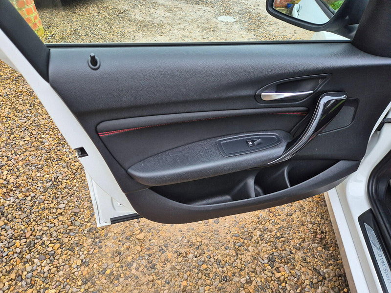 BMW 1 Series 2.0 116d Sport Euro 5 (s/s) 5dr 5dr Manual 2026