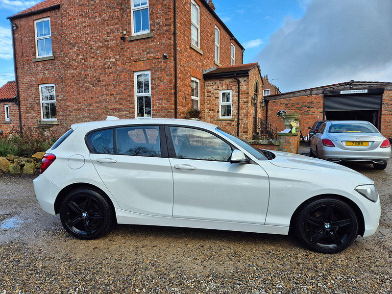 BMW 1 Series 2.0 116d Sport Euro 5 (s/s) 5dr 5dr Manual 2026