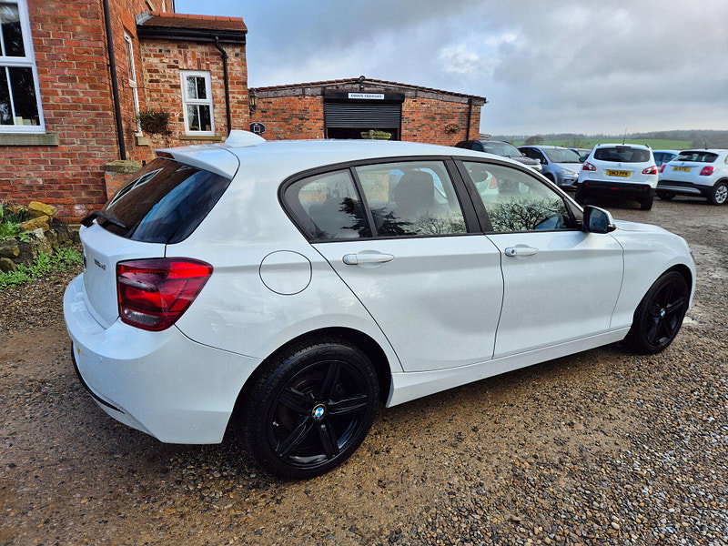 BMW 1 Series 2.0 116d Sport Euro 5 (s/s) 5dr 5dr Manual 2026