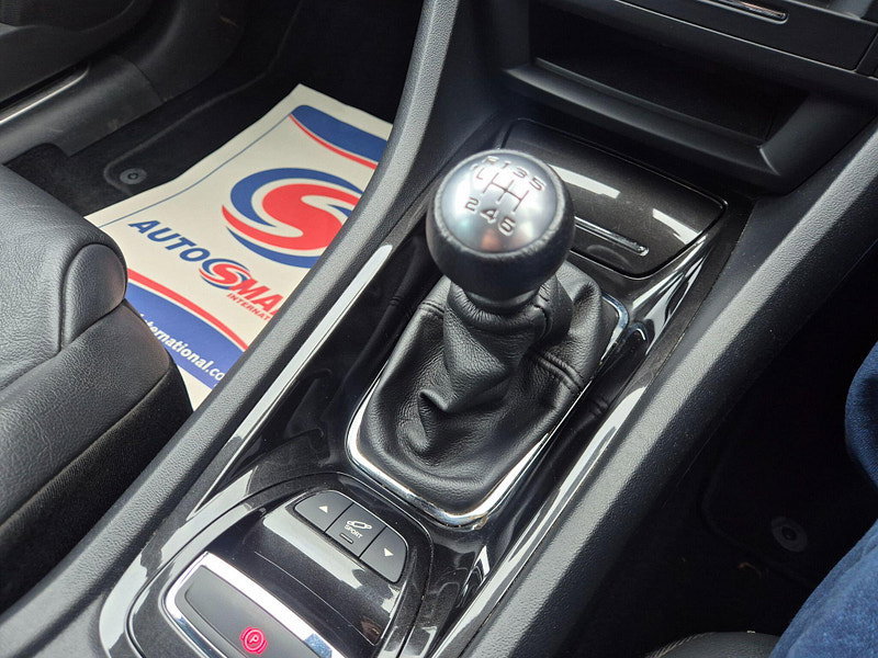 Citroen C5 2.0 BlueHDi Exclusive (Techno Pack) Tourer 5dr Diesel Manual Euro 6 (s/s) (150 ps) 5dr Manual 2026