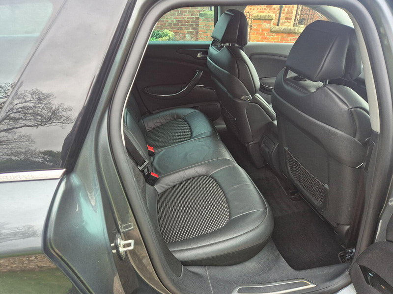 Citroen C5 2.0 BlueHDi Exclusive (Techno Pack) Tourer 5dr Diesel Manual Euro 6 (s/s) (150 ps) 5dr Manual 2026