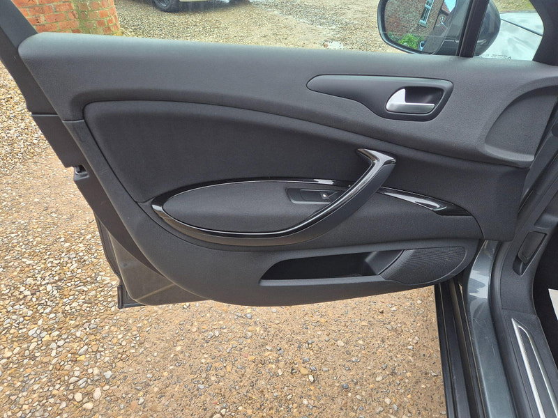 Citroen C5 2.0 BlueHDi Exclusive (Techno Pack) Tourer 5dr Diesel Manual Euro 6 (s/s) (150 ps) 5dr Manual 2026