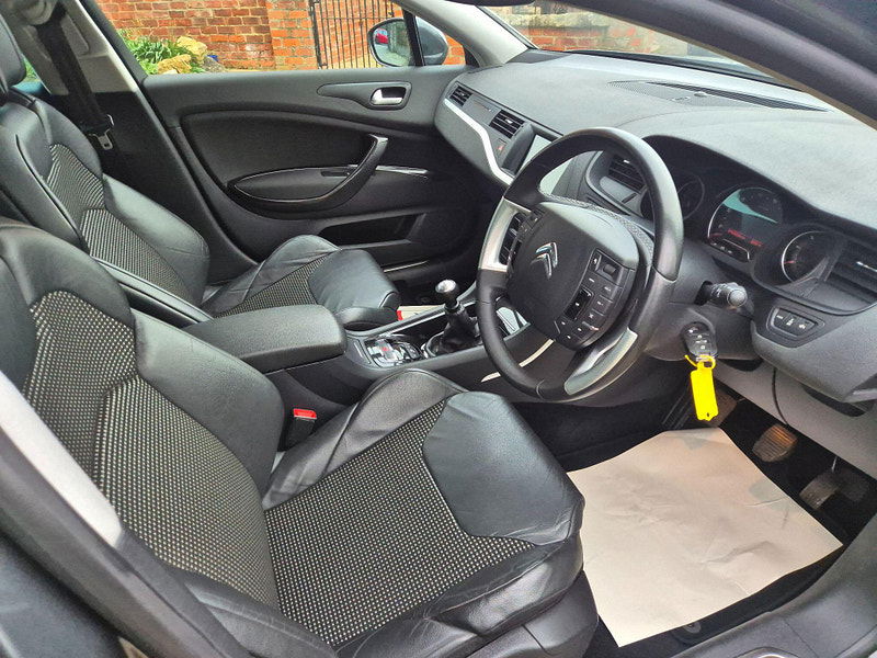 Citroen C5 2.0 BlueHDi Exclusive (Techno Pack) Tourer Euro 6 (s/s) 5dr 5dr Manual 2026