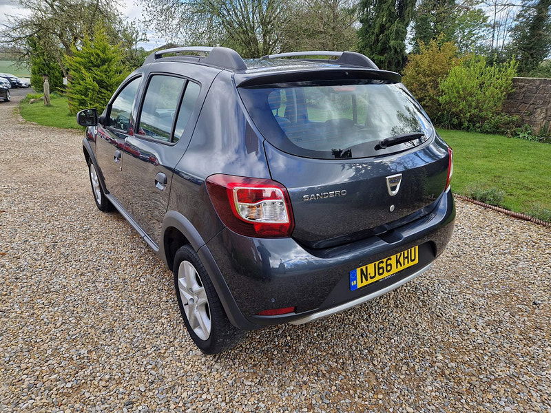 Dacia Sandero Stepway 0.9 TCe Laureate Euro 6 (s/s) 5dr 5dr Manual 2024