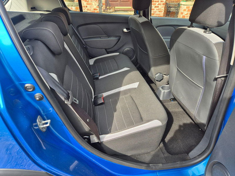 Dacia Sandero Stepway 0.9 TCe Laureate Euro 6 (s/s) 5dr 5dr Manual 2025