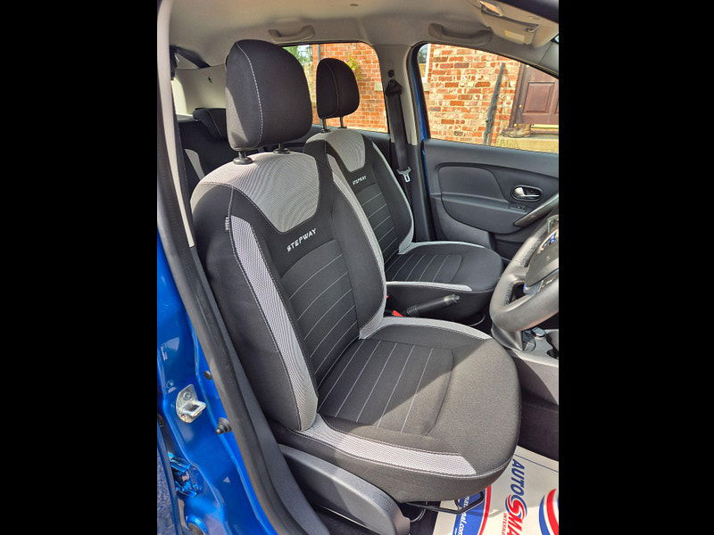 Dacia Sandero Stepway 0.9 TCe Laureate Euro 6 (s/s) 5dr 5dr Manual 2025
