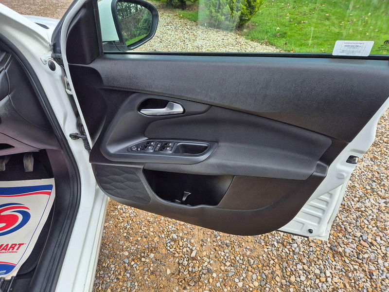Fiat Tipo 1.4 T-Jet Easy Plus Euro 6 (s/s) 5dr 5dr Manual 2025