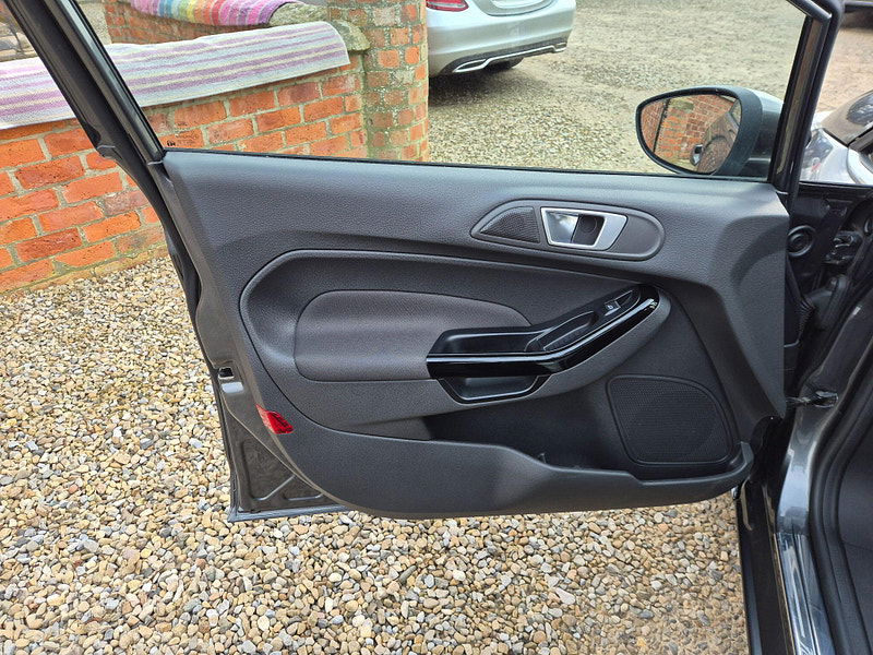 Ford Fiesta 1.0T EcoBoost Titanium X Euro 6 (s/s) 5dr 5dr Manual 2026