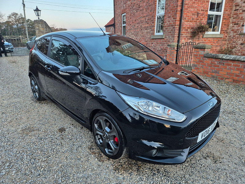 Ford Fiesta 1.6T EcoBoost ST-3 Euro 6 3dr 3dr Manual 2024