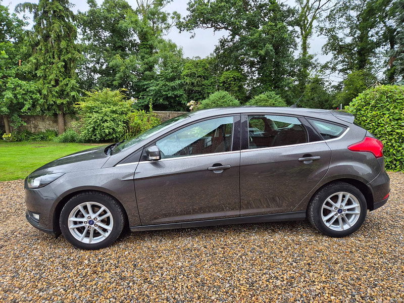 Ford Focus 1.0T EcoBoost Zetec Euro 6 (s/s) 5dr 5dr Manual 2024