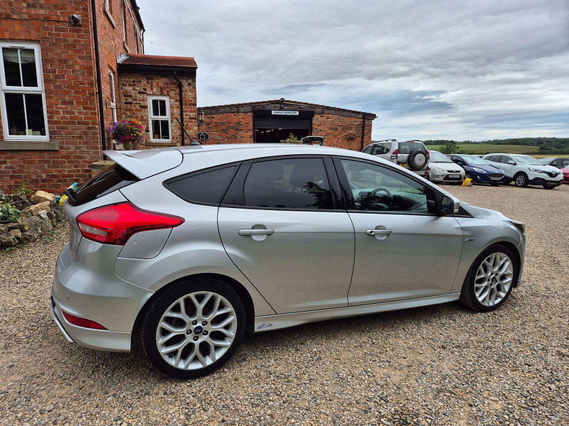 Ford Focus 1.5 TDCi ST-Line Euro 6 (s/s) 5dr 5dr Manual 2025