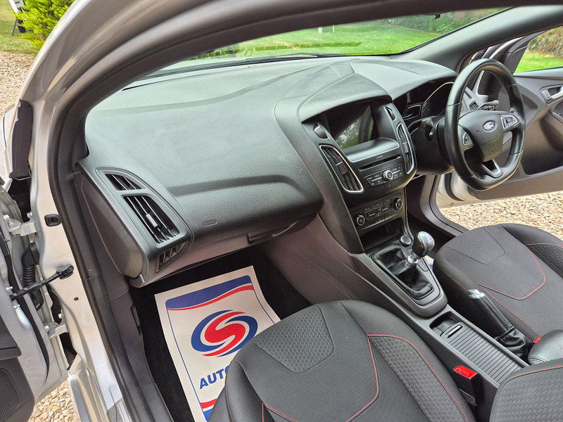 Ford Focus 1.5 TDCi ST-Line Euro 6 (s/s) 5dr 5dr Manual 2025