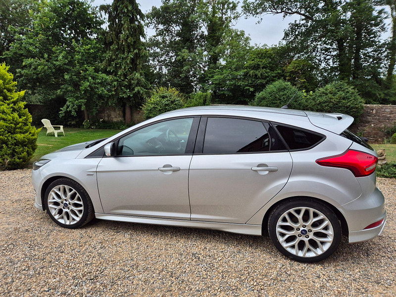 Ford Focus 1.5 TDCi ST-Line Euro 6 (s/s) 5dr 5dr Manual 2025