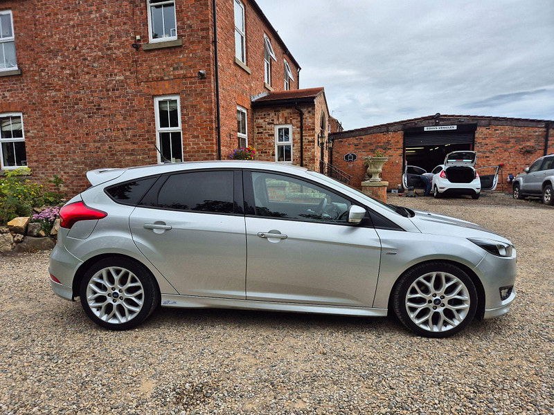 Ford Focus 1.5 TDCi ST-Line Euro 6 (s/s) 5dr 5dr Manual 2025