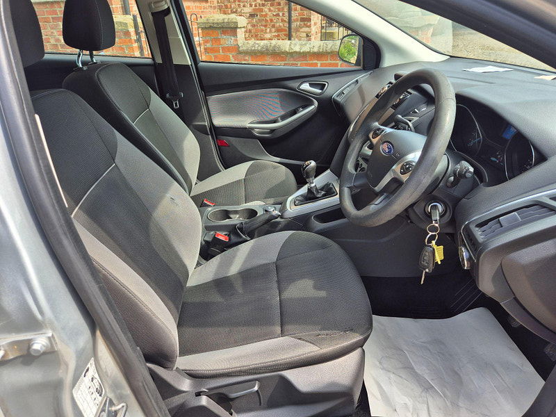 Ford Focus 1.6 TDCi Edge Euro 5 (s/s) 5dr 5dr Manual 2025