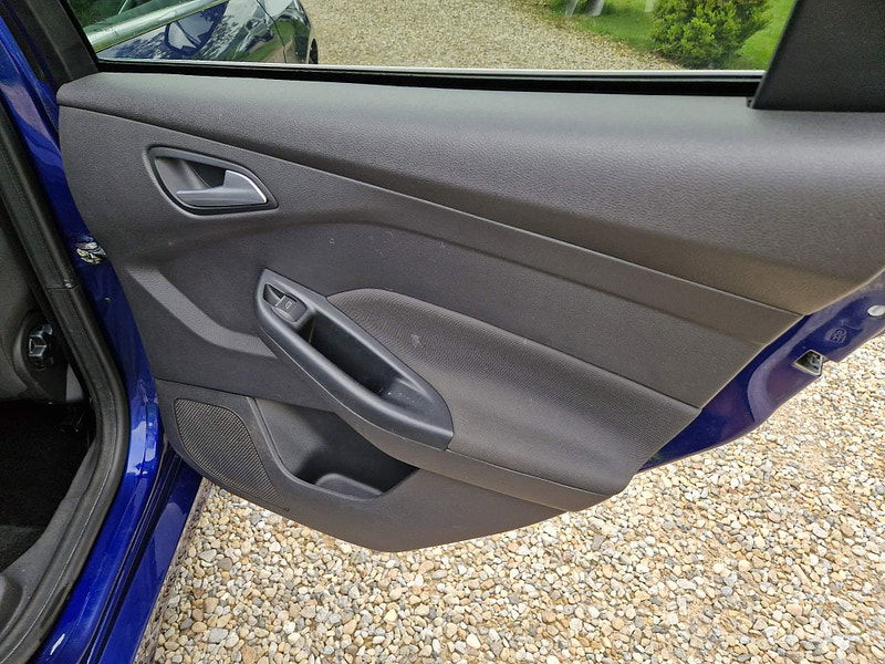 Ford Focus 1.6 TDCi Zetec S Euro 5 (s/s) 5dr 5dr Manual 2025