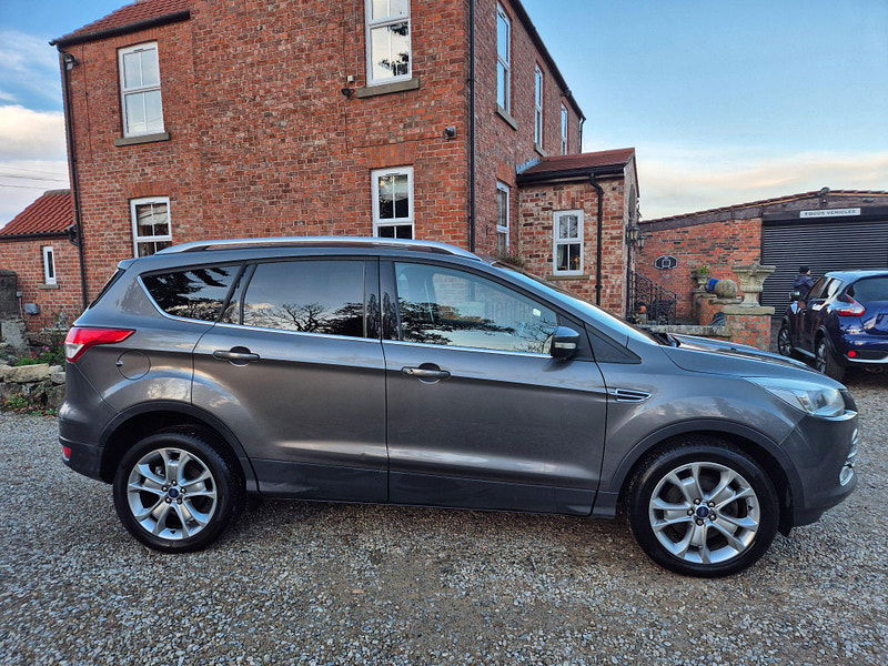 Ford Kuga 2.0 TDCi Zetec 2WD Euro 5 5dr 5dr Manual 2025