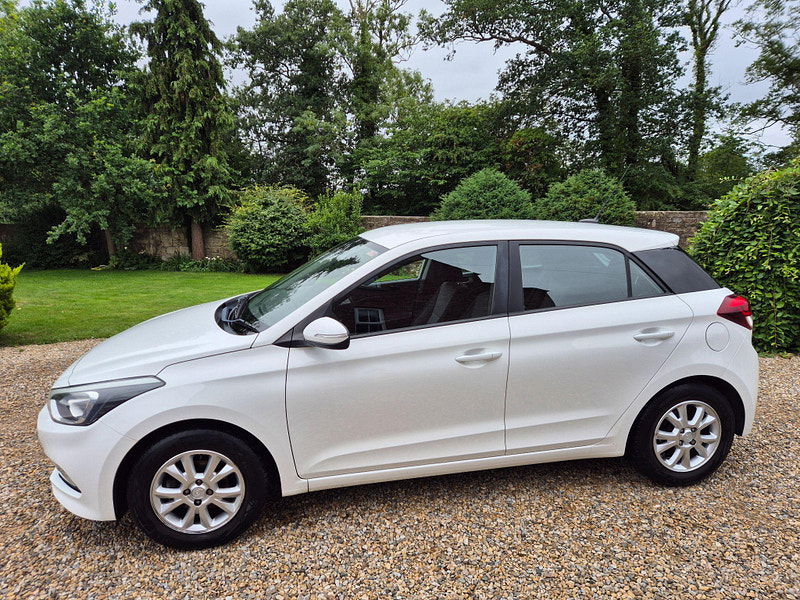Hyundai I20 1.2 SE Euro 6 5dr 5dr Manual 2025