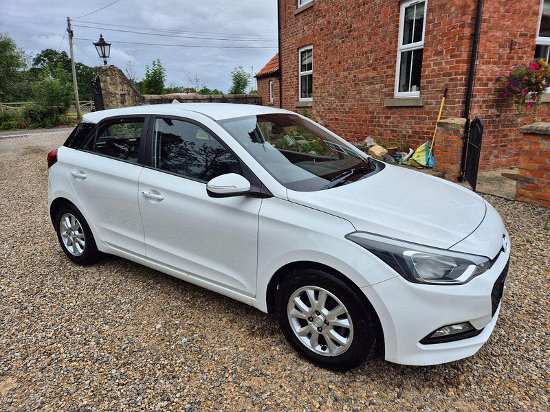 Hyundai I20 1.2 SE Euro 6 5dr 5dr Manual 2025