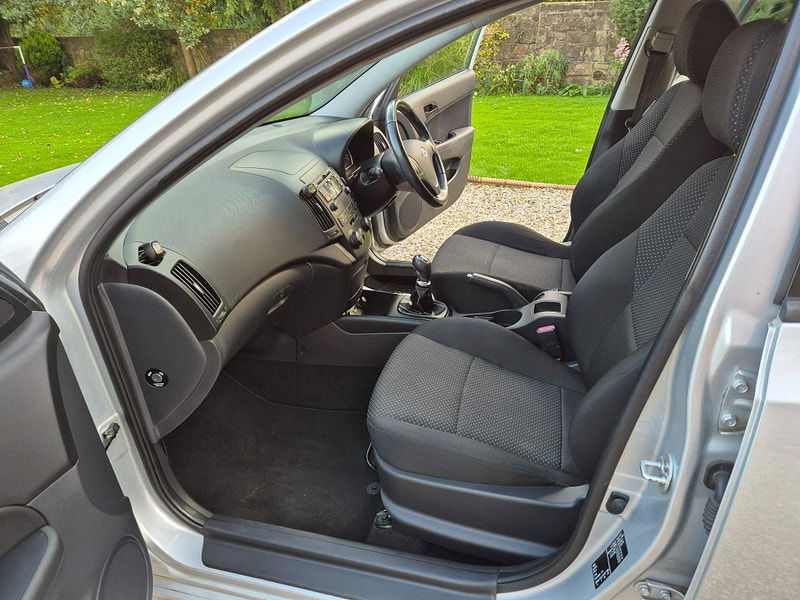 Hyundai I30 1.6 CRDi Comfort Euro 4 5dr 5dr Manual 2025