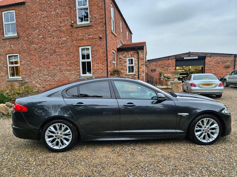 Jaguar XF 2.2d R-Sport Auto Euro 5 (s/s) 4dr 4dr Automatic 2024