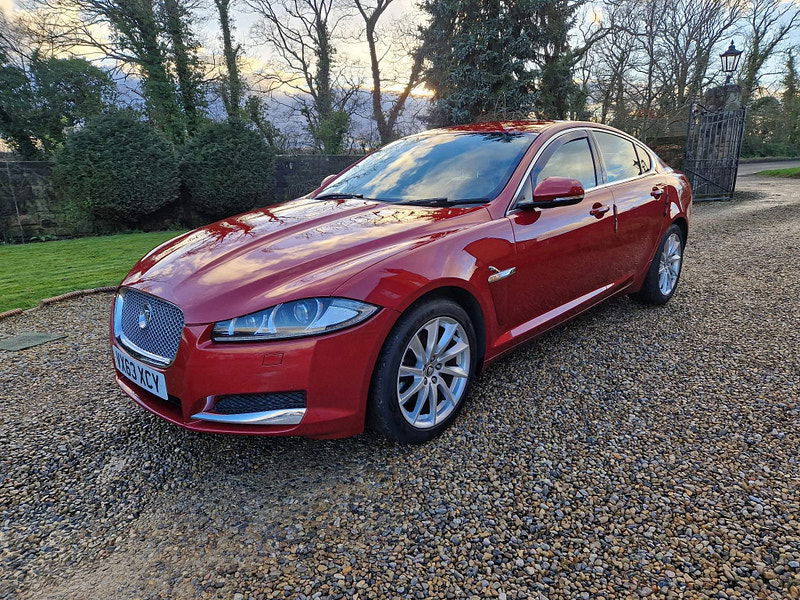 Jaguar XF 3.0d V6 Premium Luxury Auto Euro 5 (s/s) 4dr 4dr Automatic 2024