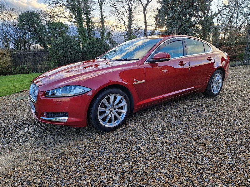 Jaguar XF 3.0d V6 Premium Luxury Auto Euro 5 (s/s) 4dr 4dr Automatic 2024