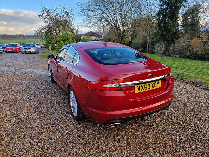 Jaguar XF 3.0d V6 Premium Luxury Auto Euro 5 (s/s) 4dr 4dr Automatic 2024