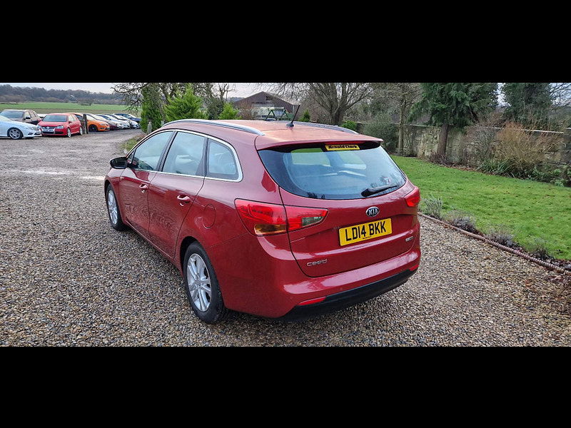 Kia Ceed 1.6 CRDi EcoDynamics 2 Sportswagon Euro 5 (s/s) 5dr 5dr Manual 2025