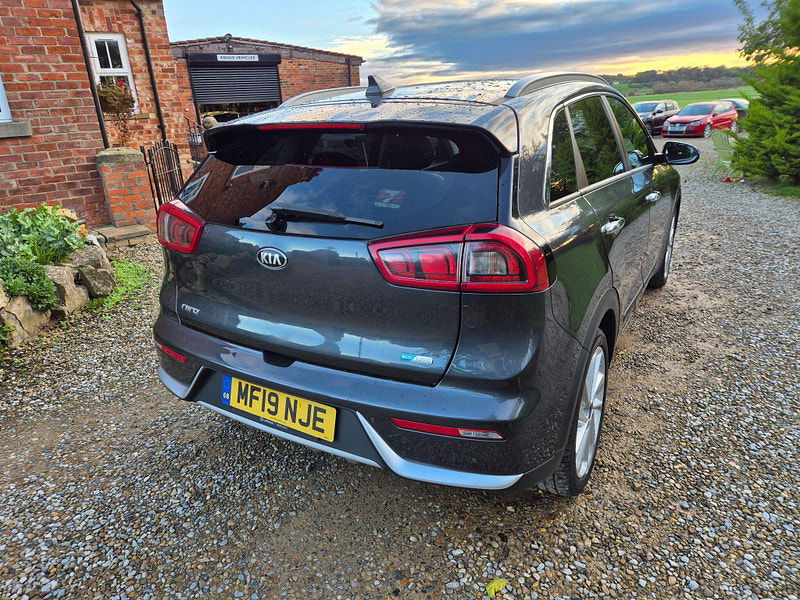 Kia Niro 1.6h GDi 4 DCT Euro 6 (s/s) 5dr ( 16in Alloy) 5dr Automatic 2025