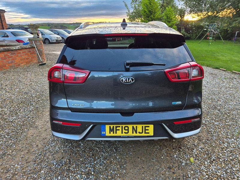 Kia Niro 1.6h GDi 4 DCT Euro 6 (s/s) 5dr ( 16in Alloy) 5dr Automatic 2025