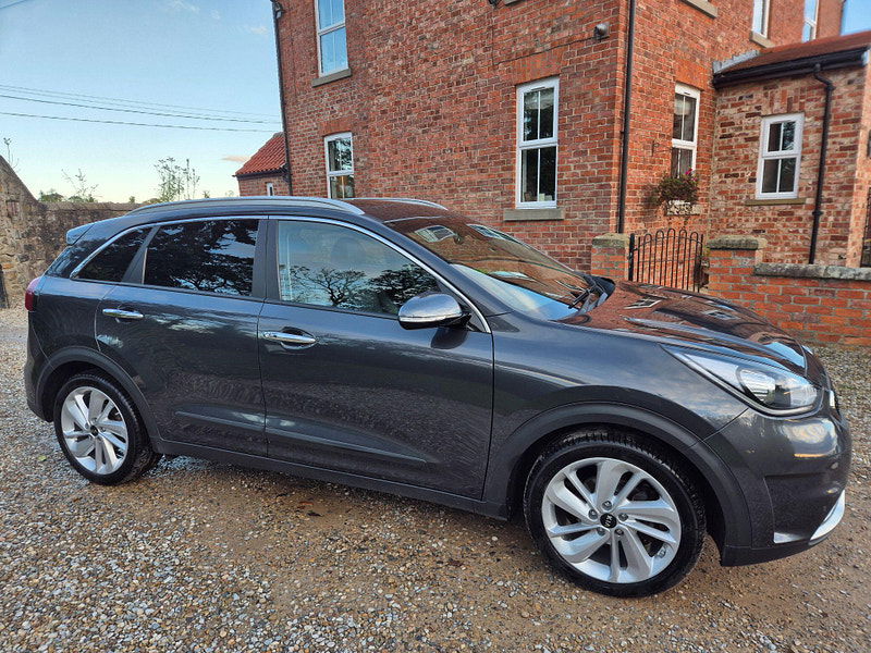 Kia Niro 1.6h GDi 4 DCT Euro 6 (s/s) 5dr ( 16in Alloy) 5dr Automatic 2025